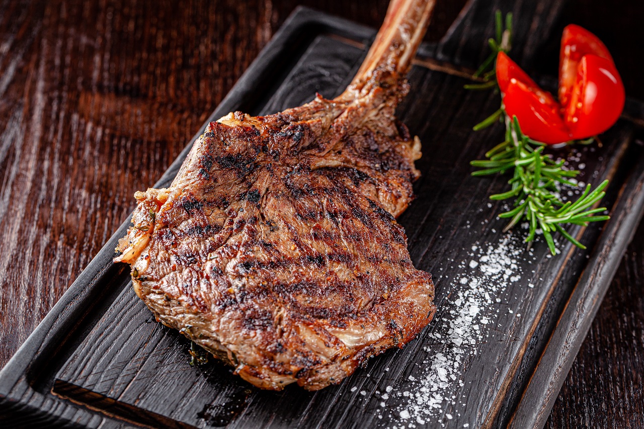 where does tomahawk steak come from